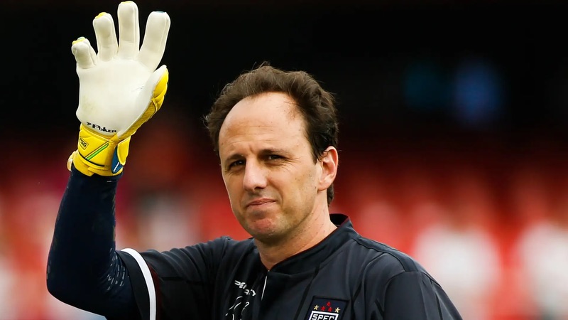 Rogerio Ceni chính là thủ môn ghi bàn nhiều nhất trong lịch sử bóng đá Rogerio Ceni chính là thủ môn ghi bàn nhiều nhất trong lịch sử bóng đá